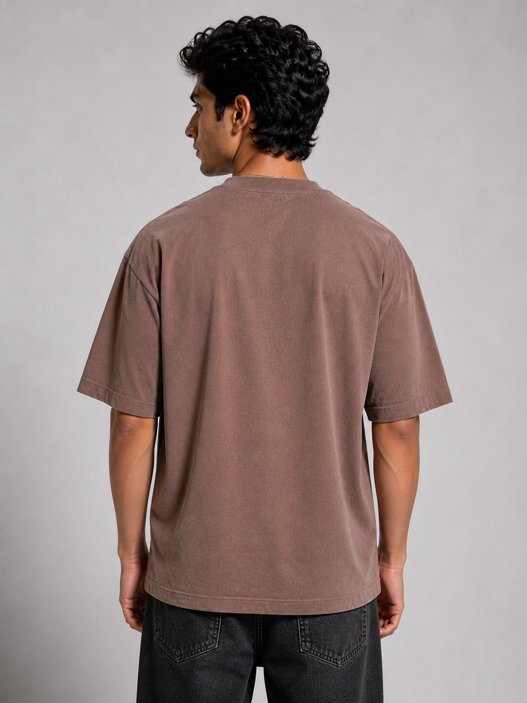 RINO7 Bold Graphic Oversized T-Shirt