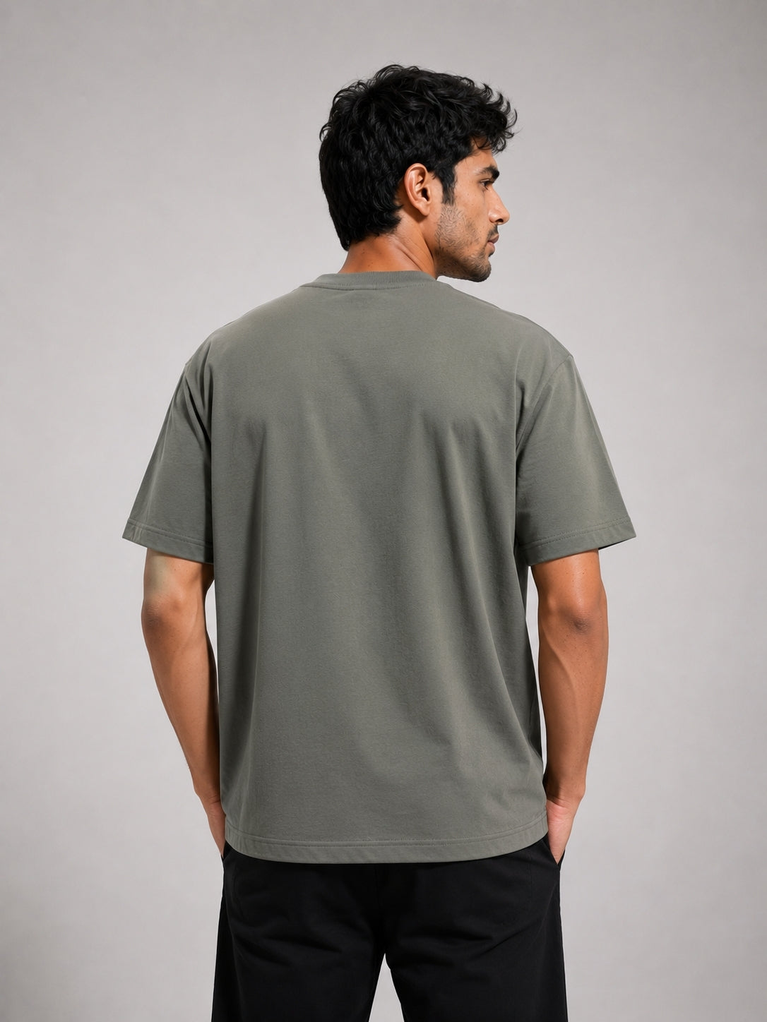 RINO7 Off-Duty Regular Fit Tee